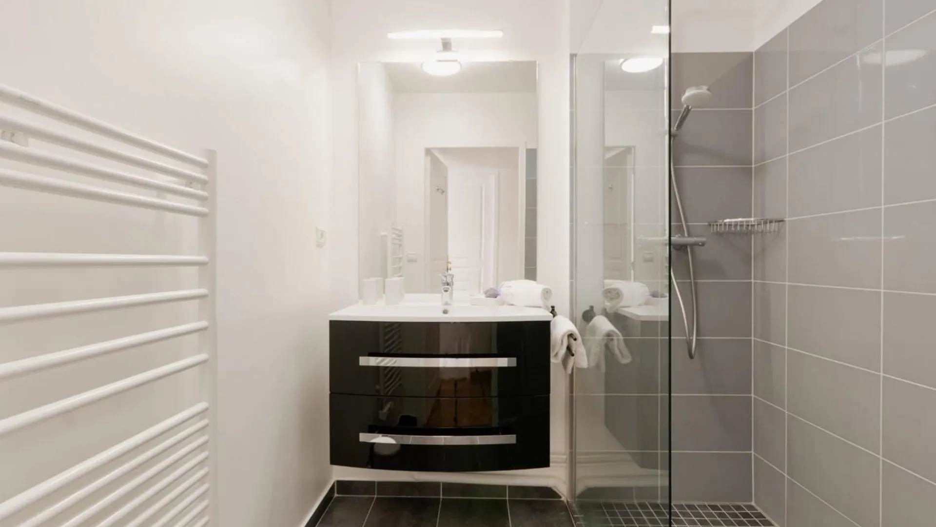 Mirabeau Furnished Flat Apartment Aix-en-Provence 0*,