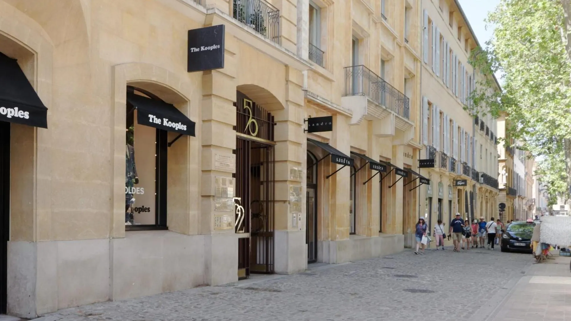 Mirabeau Furnished Flat Apartment Aix-en-Provence
